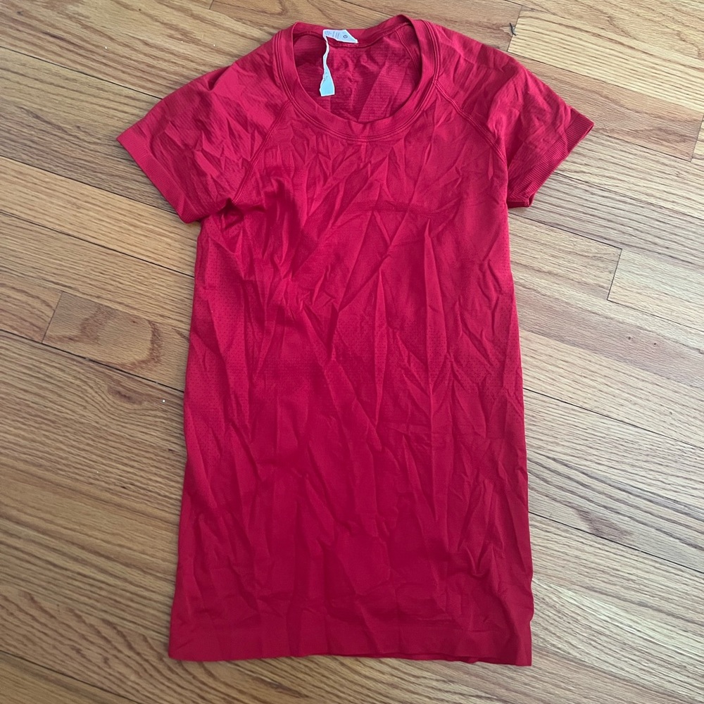 Lululemon swiftly tech short sleeve 2.0